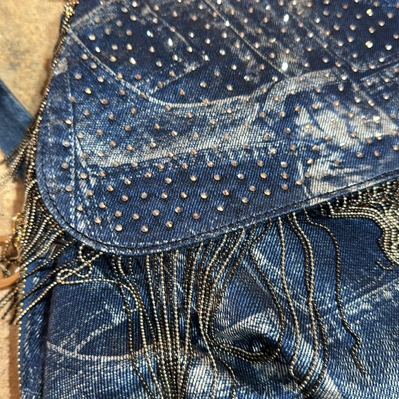 Womens purse it looks like denim but its not it has rhinestones and chain fringe - Picture 3 of 9
